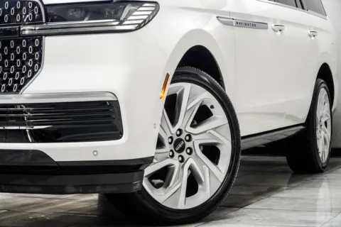 Another view of 2025 Lincoln Navigator Reserve for sale in Kennesaw, GA at Grand Motorcars Kennesaw
