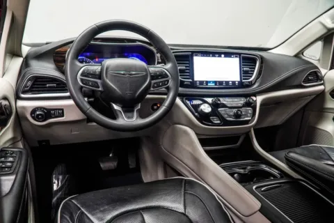 More photos of 2023 Chrysler Pacifica Limited at Grand Motorcars Kennesaw, GA