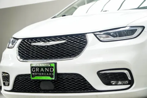 Photos of 2023 Chrysler Pacifica Limited for sale in Kennesaw, GA at Grand Motorcars Kennesaw