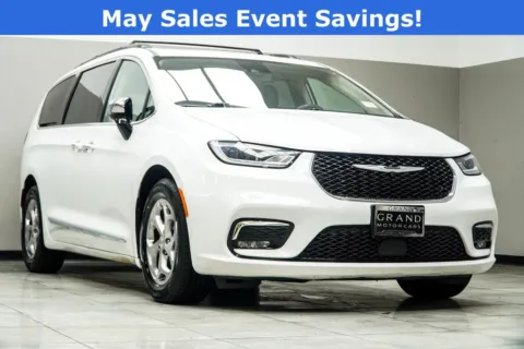 More photos of 2023 Chrysler Pacifica Limited at Grand Motorcars Kennesaw, GA