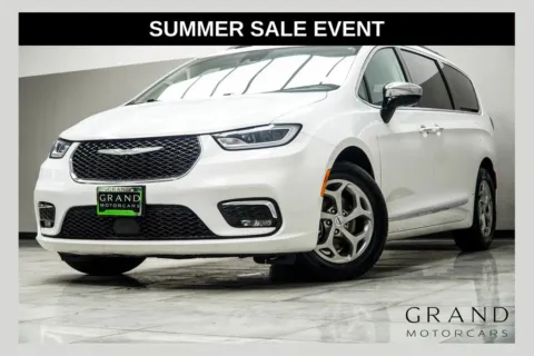 White 2023 Chrysler Pacifica Limited for sale in Kennesaw, GA