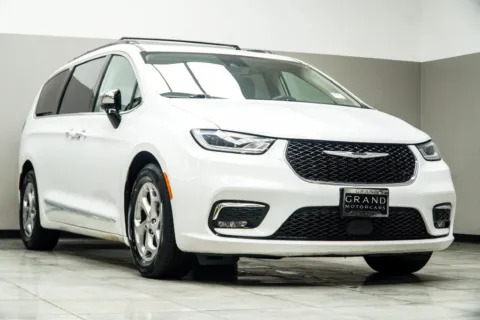 More photos of 2023 Chrysler Pacifica Limited at Grand Motorcars Kennesaw, GA