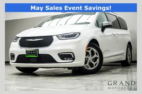 White 2023 Chrysler Pacifica Limited for sale in Kennesaw, GA