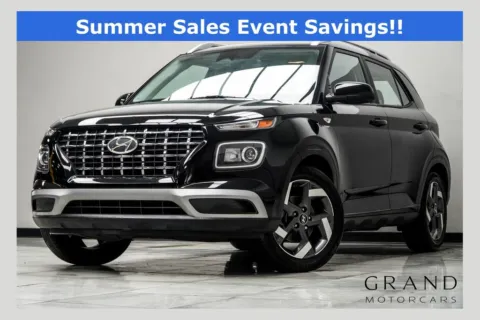 Black 2023 Hyundai Venue SEL for sale in Kennesaw, GA