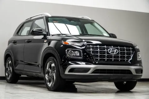 More photos of 2023 Hyundai Venue SEL at Grand Motorcars Kennesaw, GA