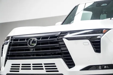 Photos of 2024 Lexus GX 550 Luxury for sale in Kennesaw, GA at Grand Motorcars Kennesaw