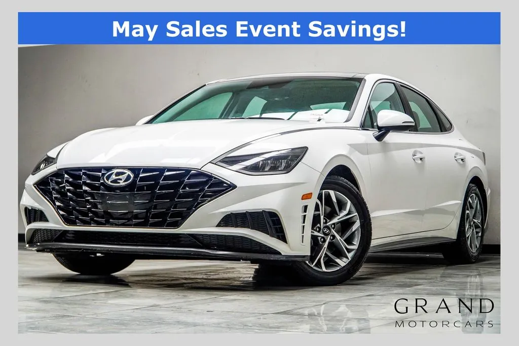 White 2023 Hyundai Sonata SEL for sale in Kennesaw, GA