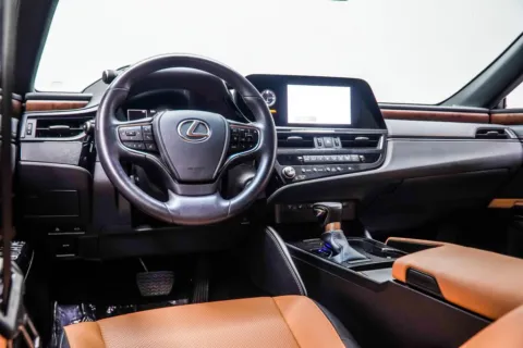 More photos of 2025 Lexus ES 350 at Grand Motorcars Kennesaw, GA