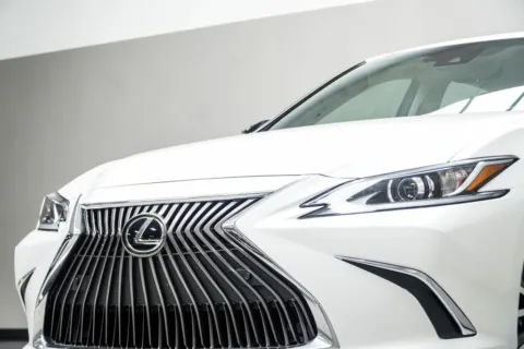 Photos of 2020 Lexus ES 350 for sale in Kennesaw, GA at Grand Motorcars Kennesaw