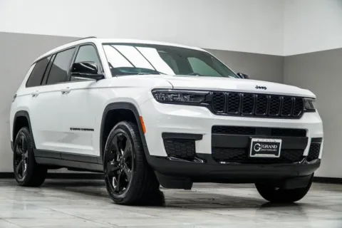 More photos of 2022 Jeep Grand Cherokee L Altitude at Grand Motorcars Kennesaw, GA