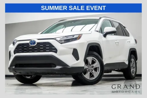 White 2024 Toyota RAV4 Hybrid XLE for sale in Kennesaw, GA