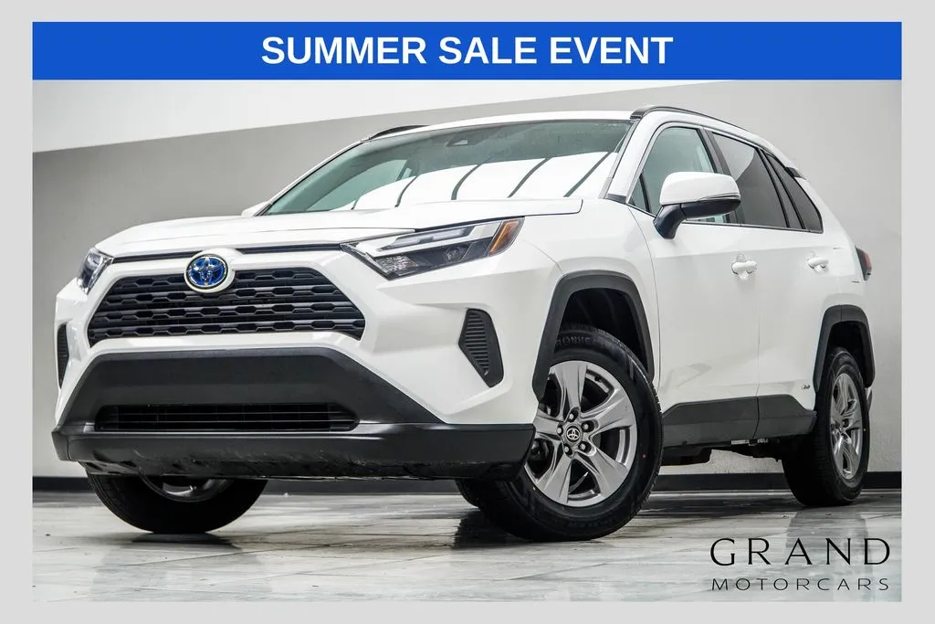 White 2024 Toyota RAV4 Hybrid XLE for sale in Kennesaw, GA