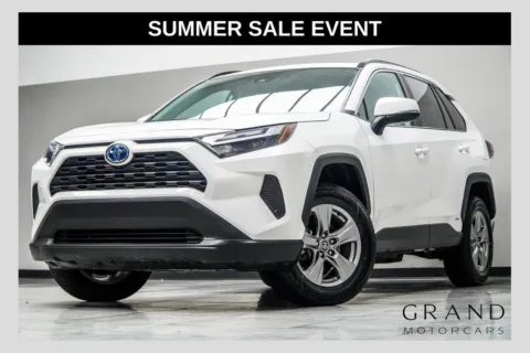 White 2024 Toyota RAV4 Hybrid XLE for sale in Kennesaw, GA