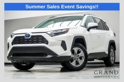 White 2024 Toyota RAV4 Hybrid XLE for sale in Kennesaw, GA