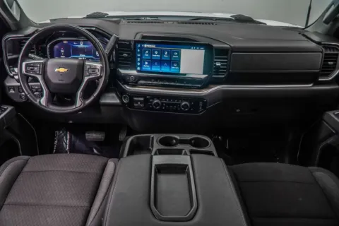 More photos of 2025 Chevrolet Silverado 2500HD LT at Grand Motorcars Kennesaw, GA