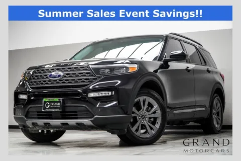 Black 2022 Ford Explorer XLT for sale in Kennesaw, GA