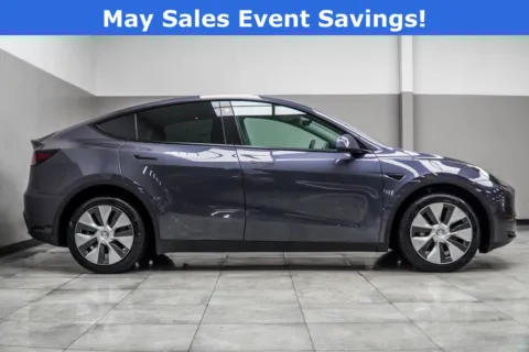 More photos of 2023 Tesla Model Y Long Range at Grand Motorcars Kennesaw, GA