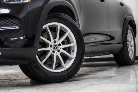 Another view of 2025 Mercedes-Benz GLE 350 for sale in Kennesaw, GA at Grand Motorcars Kennesaw