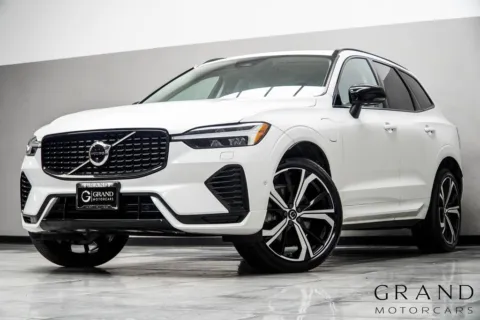 White 2023 Volvo XC60 Recharge Plug-In Hybrid Ultimate for sale in Kennesaw, GA