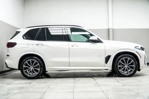 More photos of 2026 BMW X5 xDrive40i at Grand Motorcars Kennesaw, GA
