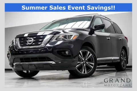 Black 2017 Nissan Pathfinder Platinum for sale in Kennesaw, GA