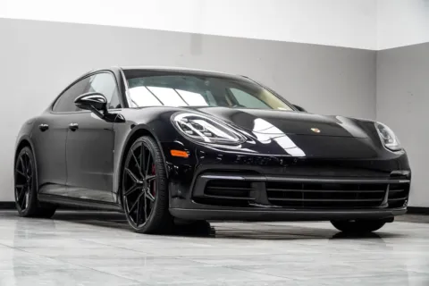 More photos of 2018 Porsche Panamera at Grand Motorcars Kennesaw, GA
