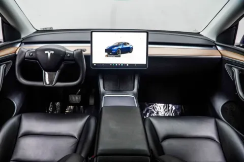 More photos of 2023 Tesla Model Y Long Range at Grand Motorcars Kennesaw, GA