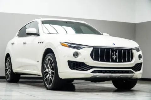 More photos of 2018 Maserati Levante GranLusso at Grand Motorcars Kennesaw, GA