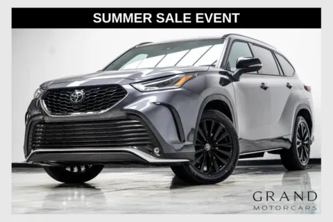 Gray 2025 Toyota Highlander XSE for sale in Kennesaw, GA