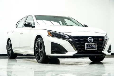 More photos of 2024 Nissan Altima 2.5 SR at Grand Motorcars Kennesaw, GA