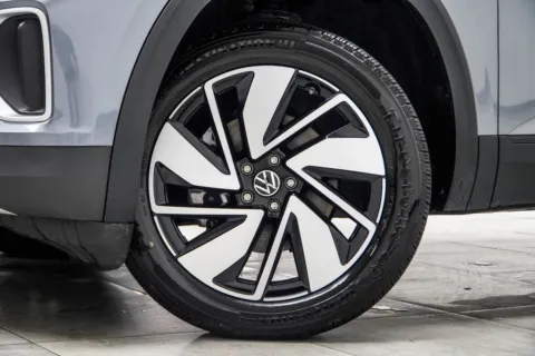 Another view of 2025 Volkswagen Atlas 2.0T SE w/Technology for sale in Kennesaw, GA at Grand Motorcars Kennesaw