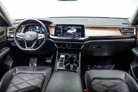 More photos of 2025 Volkswagen Atlas 2.0T SE w/Technology at Grand Motorcars Kennesaw, GA