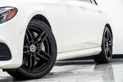 More photos of 2019 Mercedes-Benz E-Class E 300 at Grand Motorcars Kennesaw, GA