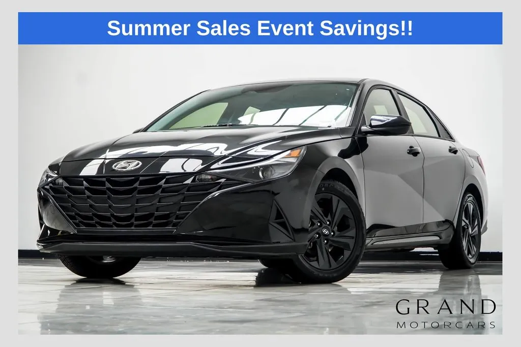 Black 2022 Hyundai Elantra SEL for sale in Kennesaw, GA