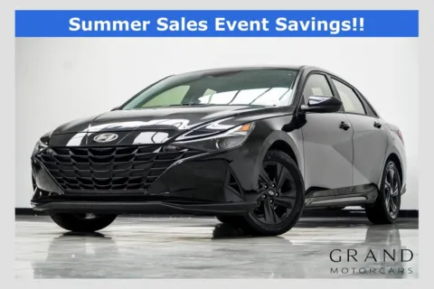 Black 2022 Hyundai Elantra SEL for sale in Kennesaw, GA