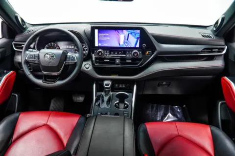 More photos of 2023 Toyota Highlander XSE at Grand Motorcars Kennesaw, GA
