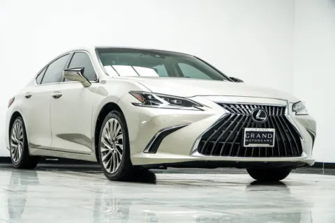 More photos of 2022 Lexus ES 350 Ultra Luxury at Grand Motorcars Kennesaw, GA