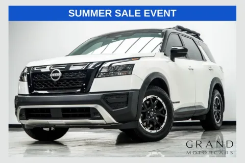 White 2024 Nissan Pathfinder Rock Creek for sale in Kennesaw, GA