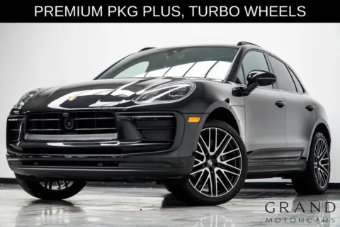 Black 2022 Porsche Macan for sale in Kennesaw, GA