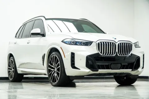 More photos of 2024 BMW X5 sDrive40i at Grand Motorcars Kennesaw, GA