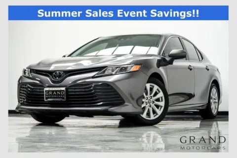 Gray 2020 Toyota Camry LE for sale in Kennesaw, GA