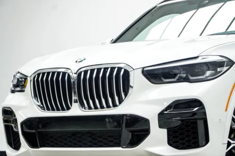 Photos of 2023 BMW X5 sDrive40i for sale in Kennesaw, GA at Grand Motorcars Kennesaw