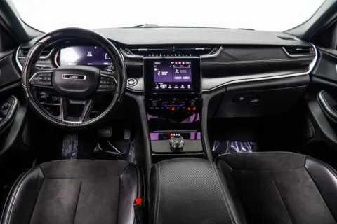 More photos of 2023 Jeep Grand Cherokee L Altitude at Grand Motorcars Kennesaw, GA