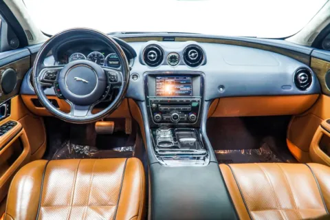More photos of 2014 Jaguar XJ L Supercharged at Grand Motorcars Kennesaw, GA
