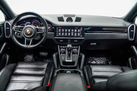 More photos of 2023 Porsche Cayenne Coupe at Grand Motorcars Kennesaw, GA