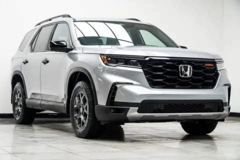 More photos of 2023 Honda Pilot TrailSport at Grand Motorcars Kennesaw, GA
