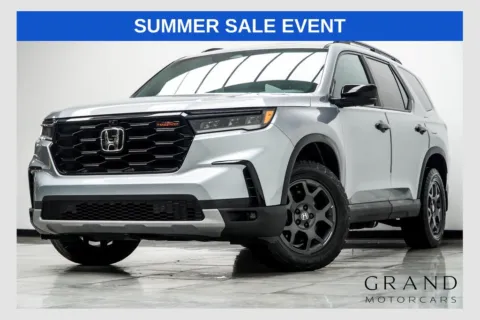 Silver 2023 Honda Pilot TrailSport for sale in Kennesaw, GA