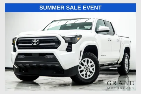 White 2024 Toyota Tacoma SR5 for sale in Kennesaw, GA