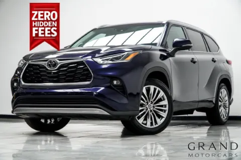 Gray 2023 Toyota Highlander Platinum for sale in Kennesaw, GA