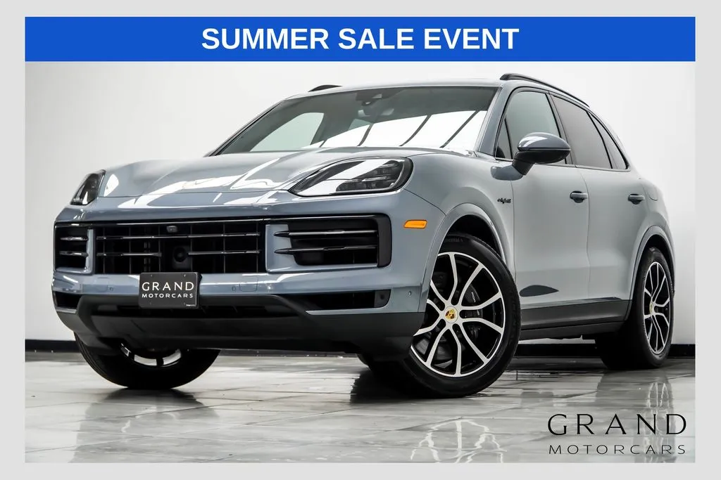 Unknown 2024 Porsche Cayenne E-Hybrid for sale in Kennesaw, GA